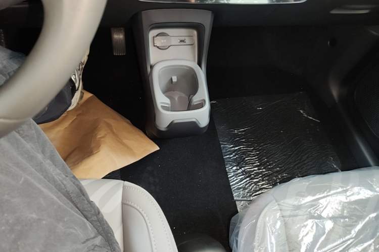 Used Leapmotor T03 2025 310 Comfort Edition Gear Lever