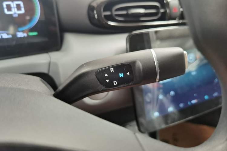 Used Leapmotor T03 2025 310 Comfort Edition Gear Lever