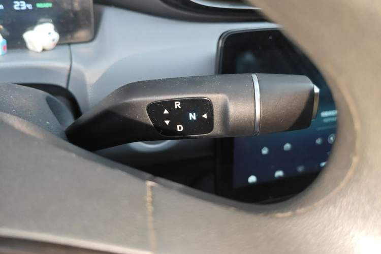 Used Leapmotor T03 2025 310 Comfort Edition Gear Lever