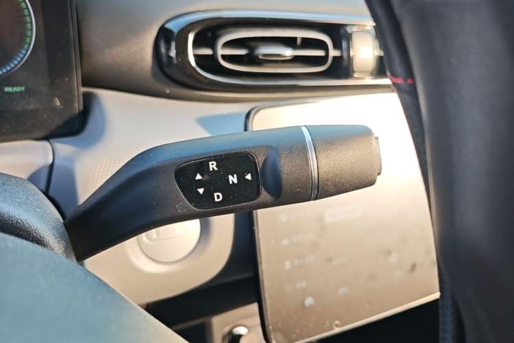 Used Leapmotor T03 2025 310 Comfort Edition Gear Lever