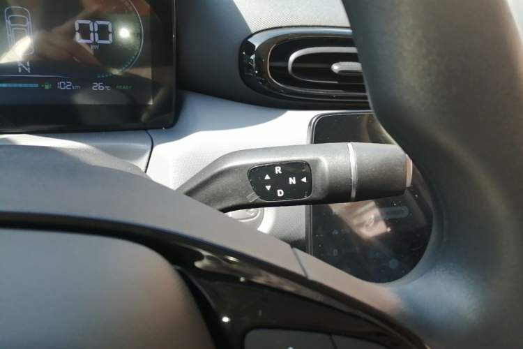 Used Leapmotor T03 2025 310 Comfort Edition Gear Lever