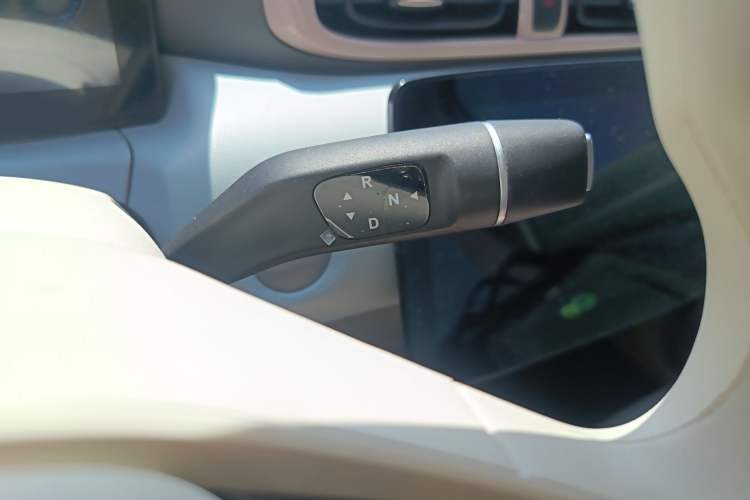 Used Leapmotor T03 2025 310 Comfort Edition Gear Lever