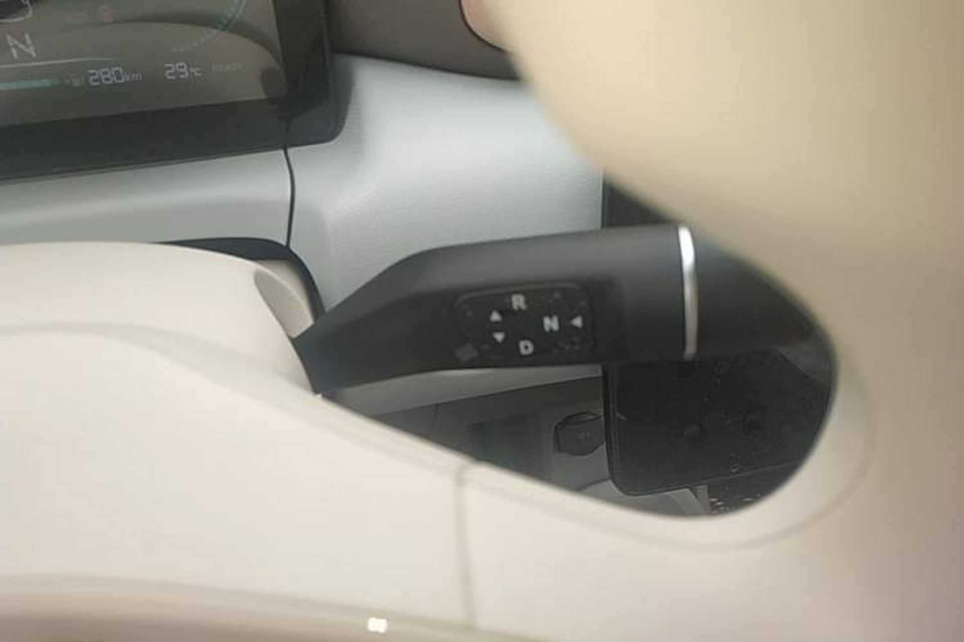 Used Leapmotor T03 2025 310 Comfort Edition Gear Lever