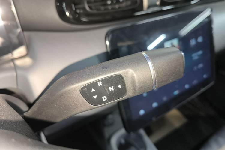 Used Leapmotor T03 2025 403 Comfort Edition Gear Lever