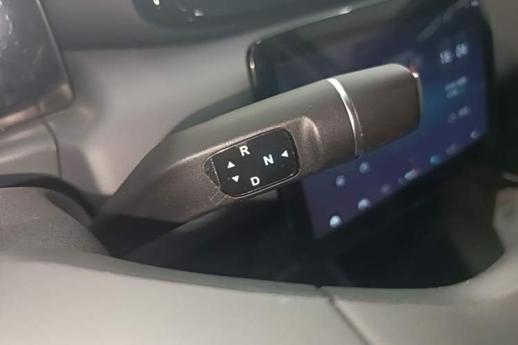 Used Leapmotor T03 2025 310 Comfort Edition Gear Lever