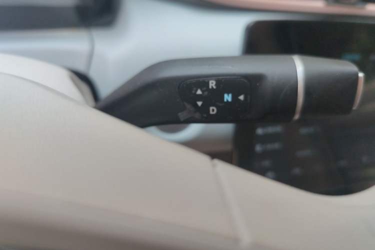 Used Leapmotor T03 2025 310 Comfort Edition Gear Lever