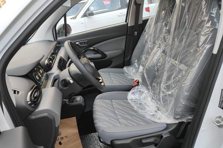 Used Leapmotor T03 2025 310 Comfort Edition Left Front Seat