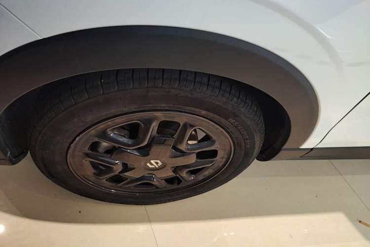 Used Leapmotor T03 2025 310 Comfort Edition Left Front Wheel Hub
