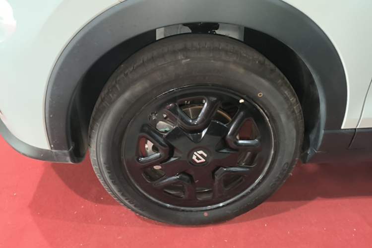 Used Leapmotor T03 2025 310 Comfort Edition Left Front Wheel Hub