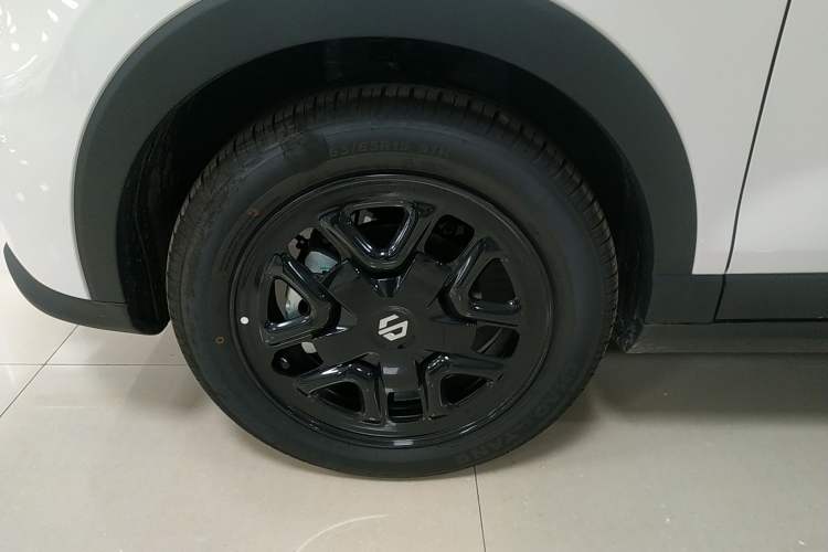 Used Leapmotor T03 2025 310 Comfort Edition Left Front Wheel Hub