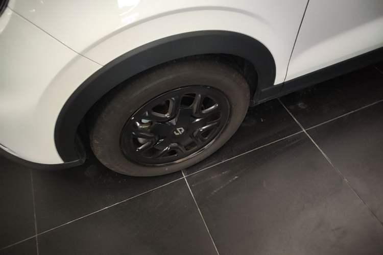 Used Leapmotor T03 2025 310 Comfort Edition Left Front Wheel Hub