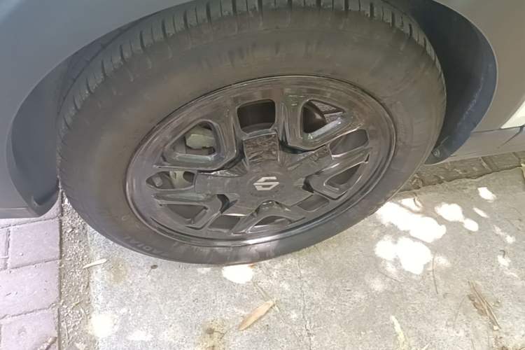 Used Leapmotor T03 2025 310 Comfort Edition Left Front Wheel Hub