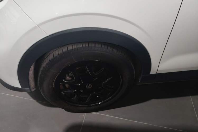 Used Leapmotor T03 2025 310 Comfort Edition Left Front Wheel Hub