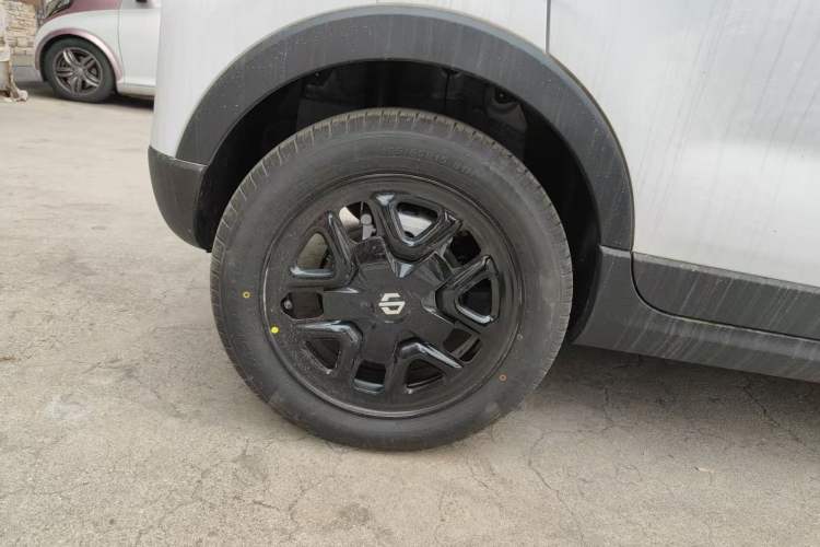 Used Leapmotor T03 2025 310 Comfort Edition Left Front Wheel Hub