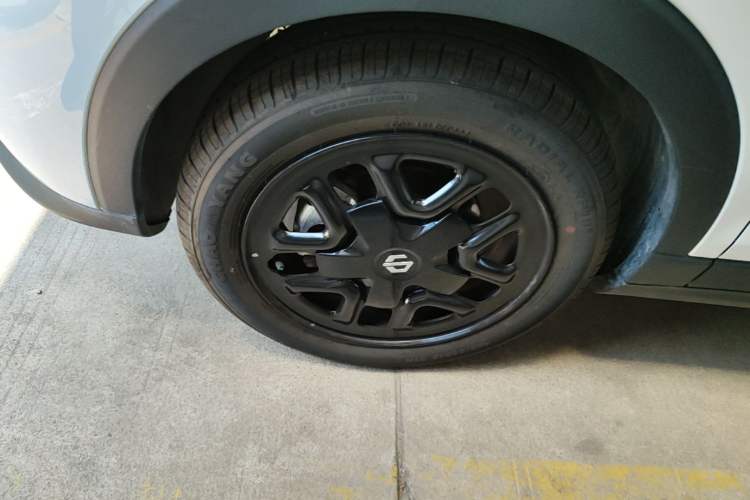 Used Leapmotor T03 2025 310 Comfort Edition Left Front Wheel Hub