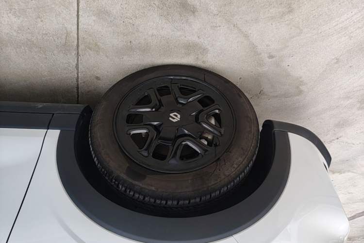 Used Leapmotor T03 2025 310 Comfort Edition Left Front Wheel Hub