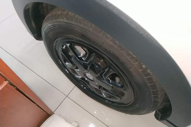 Used Leapmotor T03 2025 310 Comfort Edition Left Front Wheel Hub