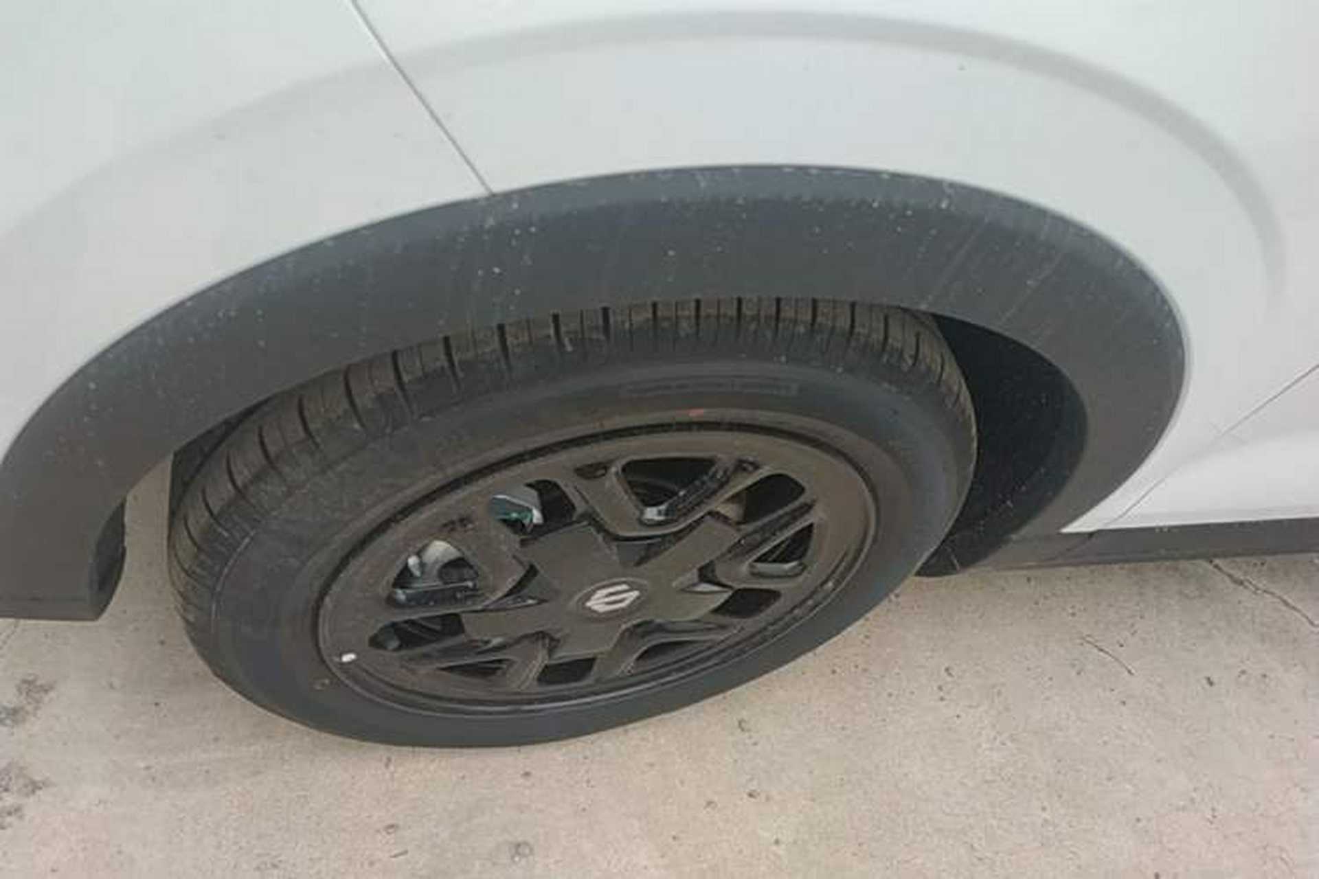 Used Leapmotor T03 2025 310 Comfort Edition Left Front Wheel Hub
