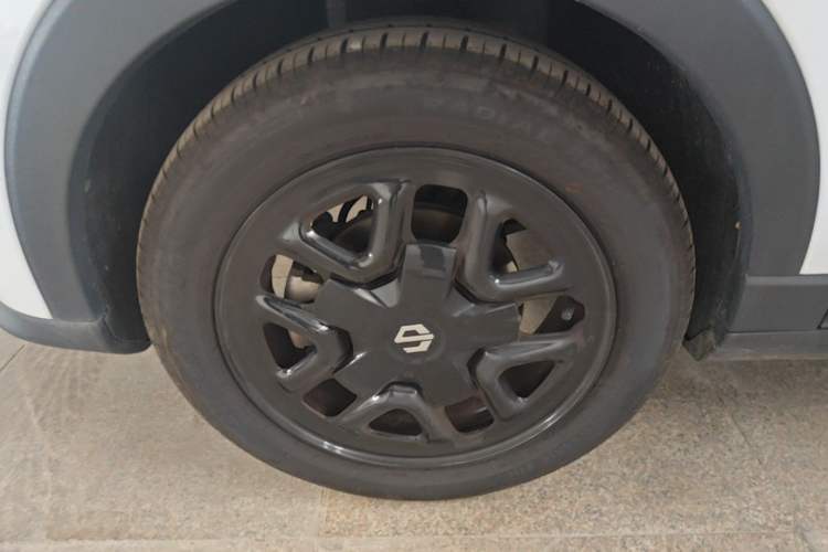 Used Leapmotor T03 2025 310 Comfort Edition Left Front Wheel Hub