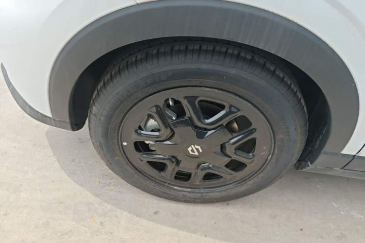 Used Leapmotor T03 2025 310 Comfort Edition Left Front Wheel Hub