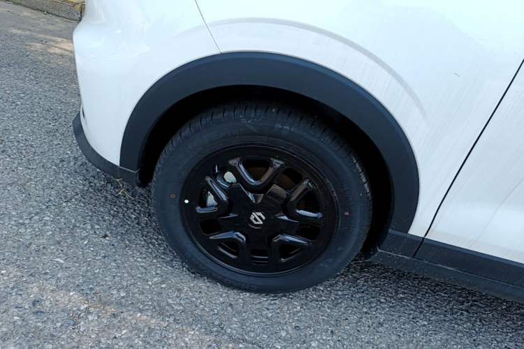 Used Leapmotor T03 2025 310 Comfort Edition Left Front Wheel Hub