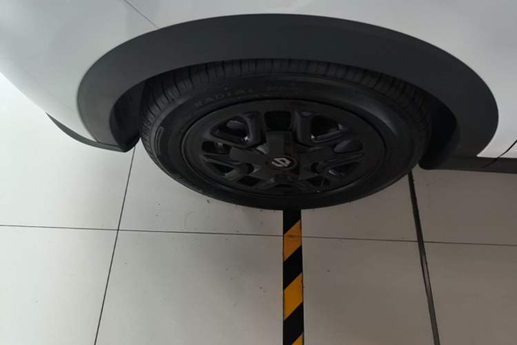 Used Leapmotor T03 2025 310 Comfort Edition Left Front Wheel Hub