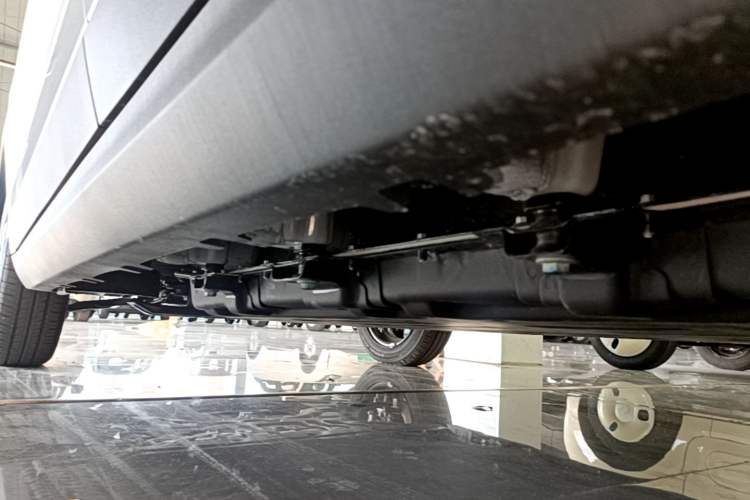 Used Leapmotor T03 2025 310 Comfort Edition Left Side Sill