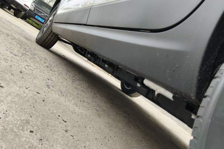 Used Leapmotor T03 2025 310 Comfort Edition Left Side Sill