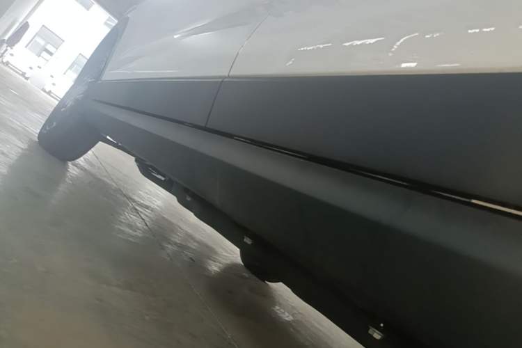 Used Leapmotor T03 2025 310 Comfort Edition Left Side Sill