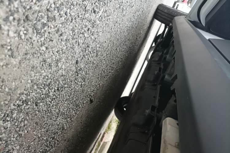 Used Leapmotor T03 2025 310 Comfort Edition Left Side Sill