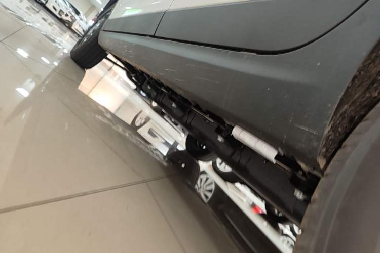 Used Leapmotor T03 2025 310 Comfort Edition Left Side Sill