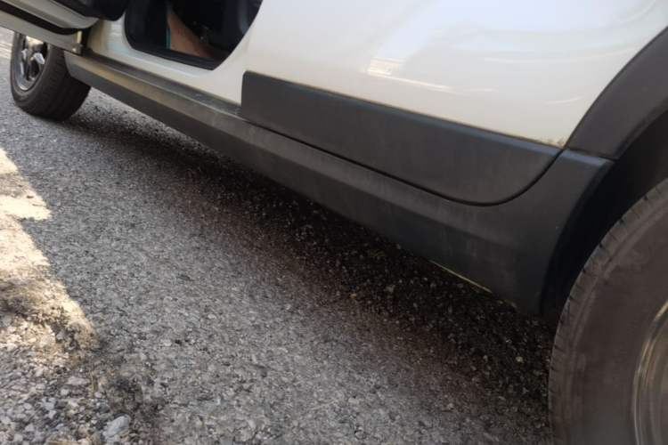 Used Leapmotor T03 2025 310 Comfort Edition Left Side Sill
