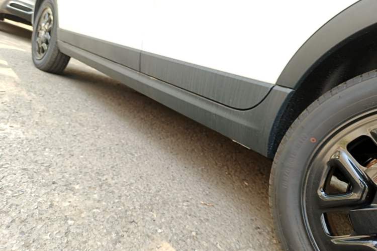 Used Leapmotor T03 2025 310 Comfort Edition Left Side Sill