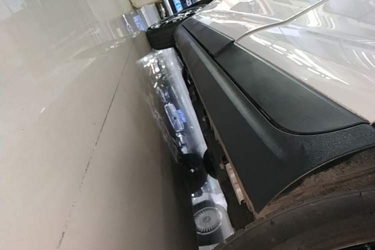 Used Leapmotor T03 2025 310 Comfort Edition Left Side Sill
