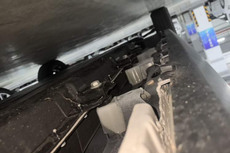 Used Leapmotor T03 2025 310 Comfort Edition Left Side Sill