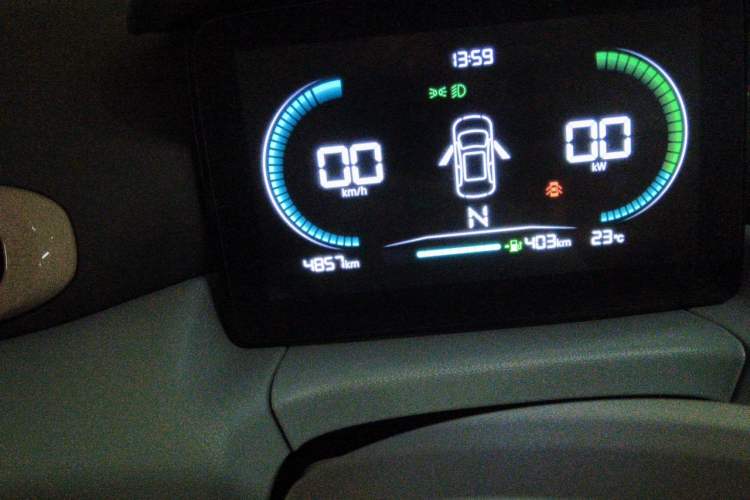 Used Leapmotor T03 2025 403 Comfort Edition Odometer Close Up