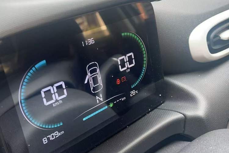 Used Leapmotor T03 2025 310 Comfort Edition Odometer Close Up