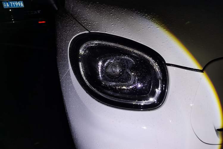 Used Leapmotor T03 2025 310 Comfort Edition Right Front Headlight