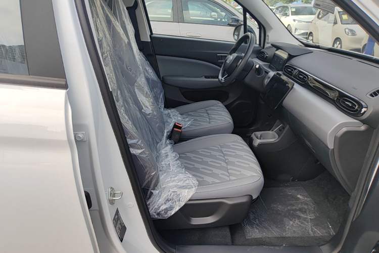 Used Leapmotor T03 2025 310 Comfort Edition Right Front Seat