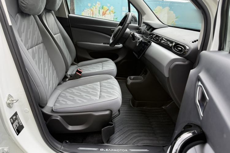 Used Leapmotor T03 2025 310 Comfort Edition Right Front Seat