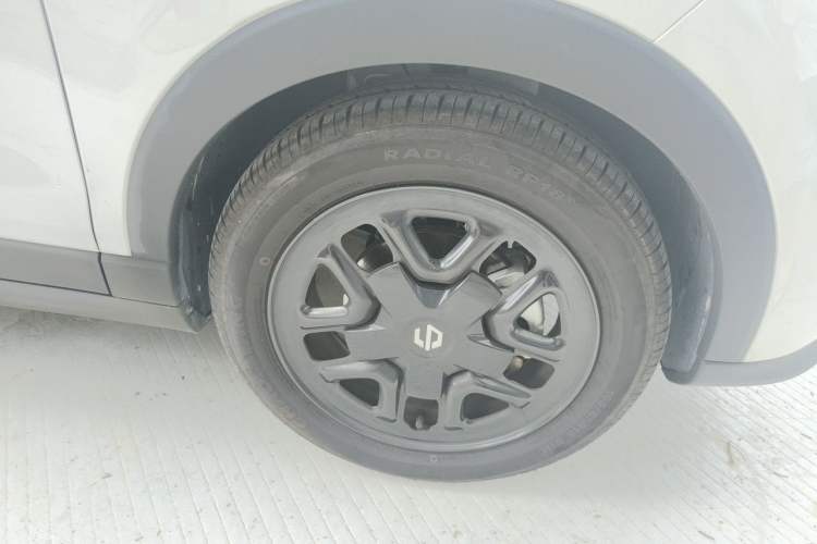 Used Leapmotor T03 2025 310 Comfort Edition Right Front Wheel Hub