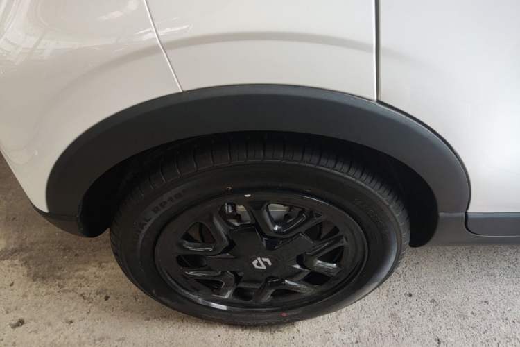 Used Leapmotor T03 2025 310 Comfort Edition Right Rear Wheel Hub