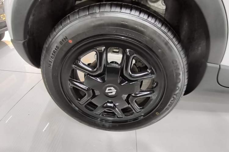 Used Leapmotor T03 2025 310 Comfort Edition Right Rear Wheel Hub