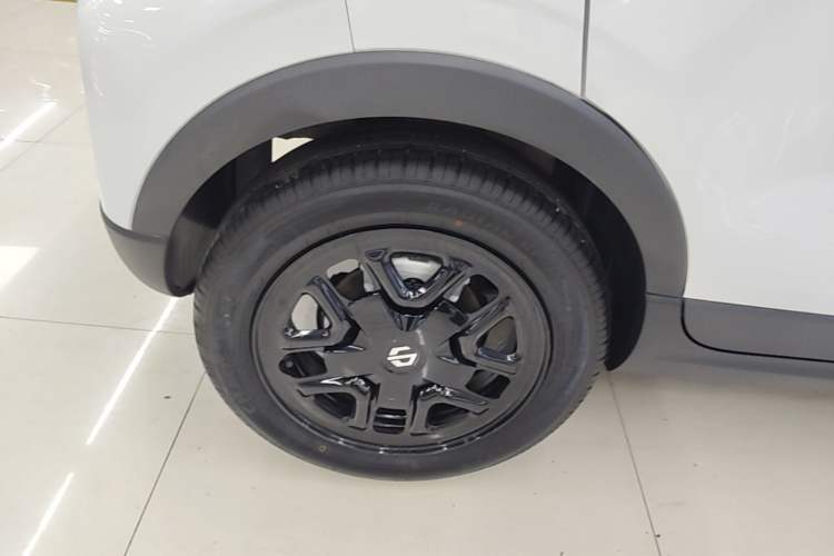 Used Leapmotor T03 2025 310 Comfort Edition Right Rear Wheel Hub