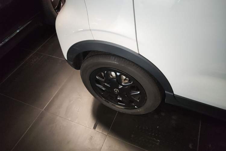 Used Leapmotor T03 2025 310 Comfort Edition Right Rear Wheel Hub