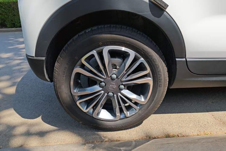 Used Leapmotor T03 2025 403 Comfort Edition Right Rear Wheel Hub