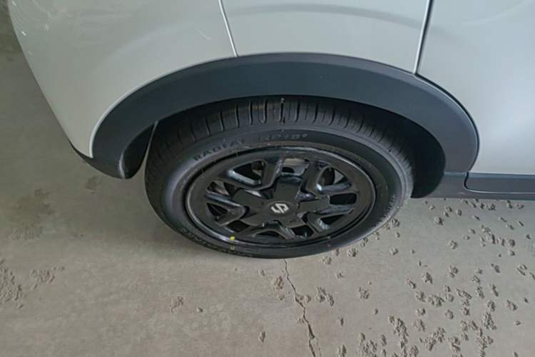 Used Leapmotor T03 2025 310 Comfort Edition Right Rear Wheel Hub