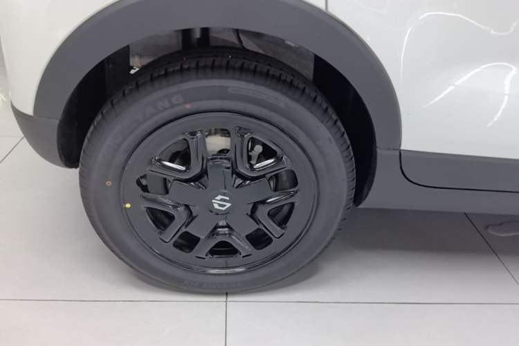 Used Leapmotor T03 2025 310 Comfort Edition Right Rear Wheel Hub
