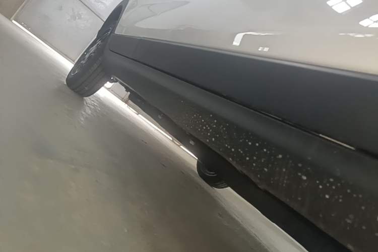 Used Leapmotor T03 2025 310 Comfort Edition Right Side Sill