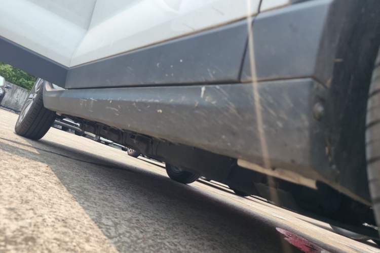 Used Leapmotor T03 2025 403 Comfort Edition Right Side Sill
